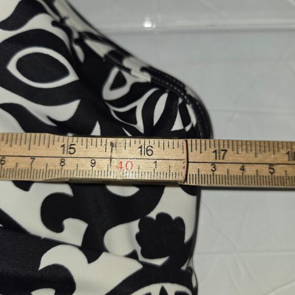 Lands End Takini Top Women 16 DD V Neck Shelf Bra Tile Print Swimwear Vacation - Picture 7 of 9